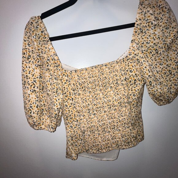 Abercrombie & Fitch Puff Sleeve Sweetheart Top - Yellow Pattern (NWT) - Picture 5 of 5